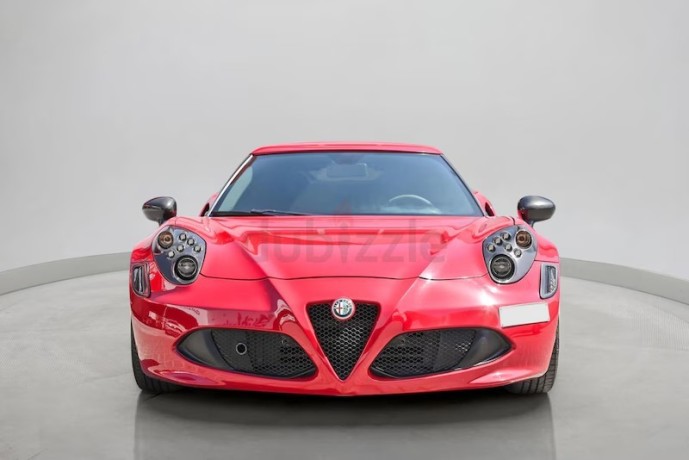 alfa-romeo-4c-launch-edition-big-0