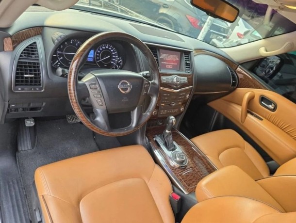 nissan-patrol-se-platinum-big-6