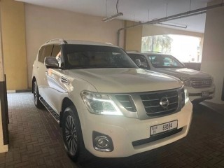 nissan-patrol-se-platinum-40l-2017-gcc-full-option-in-mint-condition