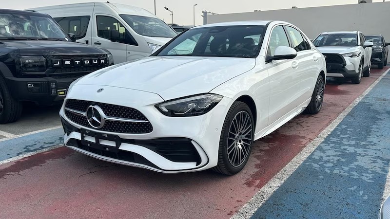 mercedes-benz-c-class-c200-2025-big-5